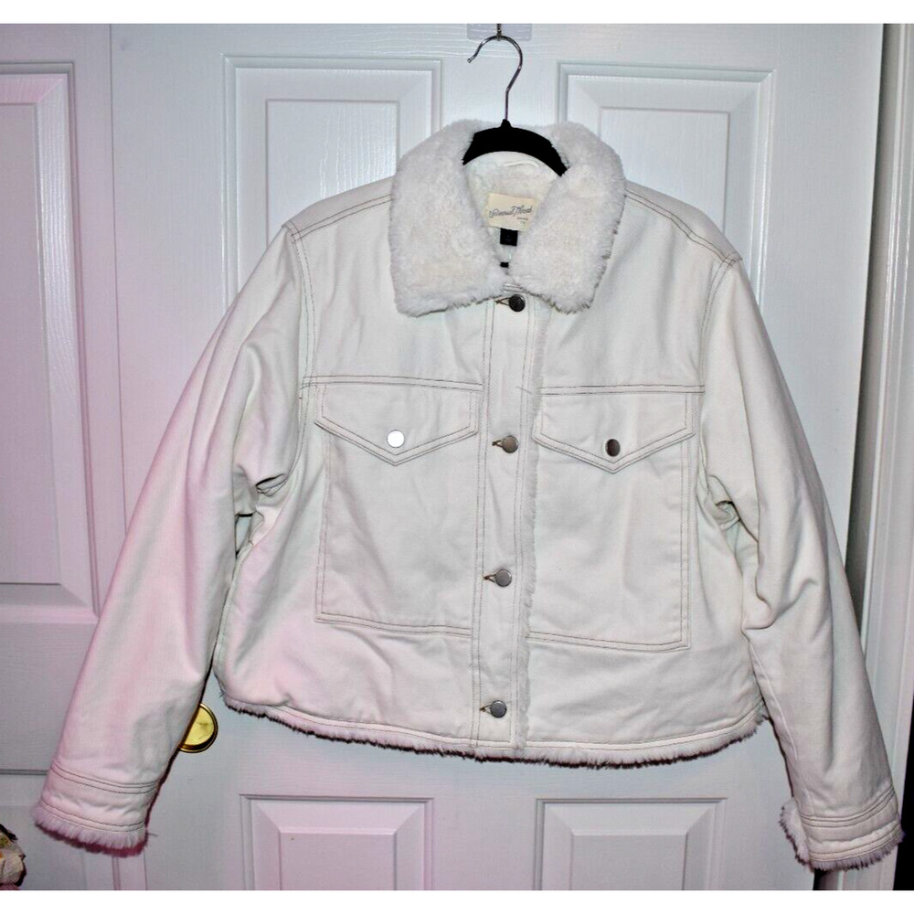 UNIVERSAL THREAD Faux Fur Lined Button Front Trucker Jacket Ivory Womens Large